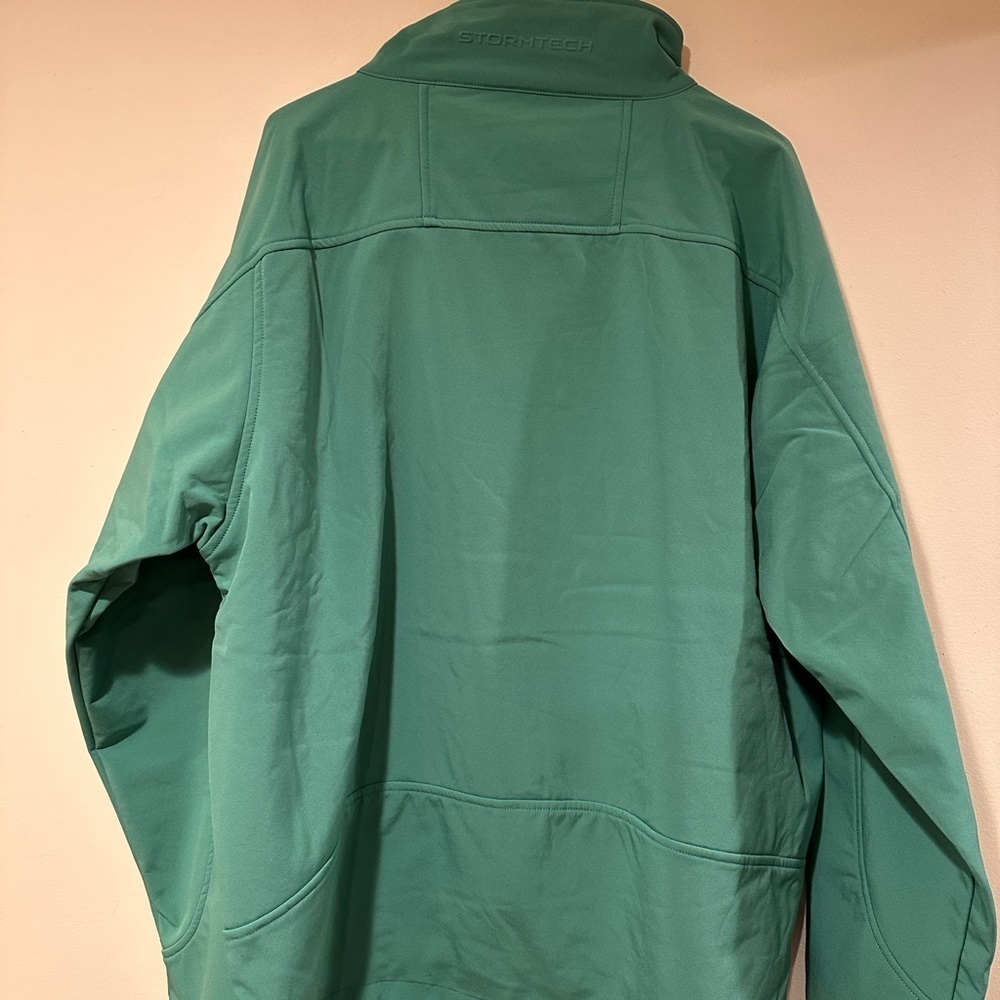 NWT!! Storm-tech green jacket men’s size XL - Picture 5 of 5